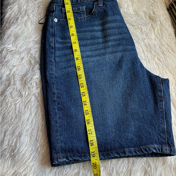 BANANA REPUBLIC Women’s Denim Shorts - Picture 11 of 16